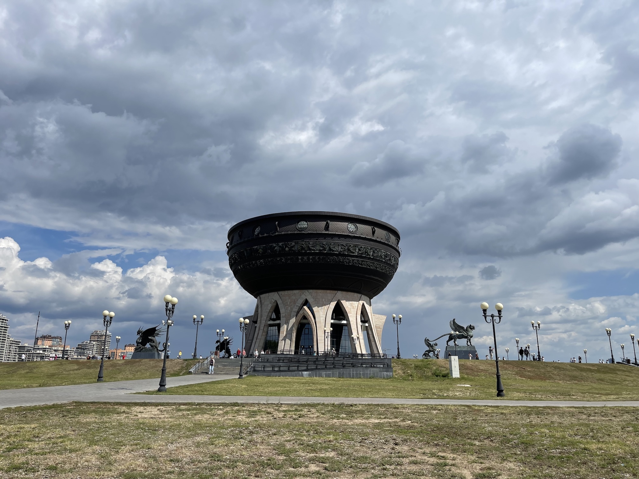 Где Лучше Остановиться в Казани ТУРИСТУ в 2026 | Районы, Отели и Квартиры на Сутки