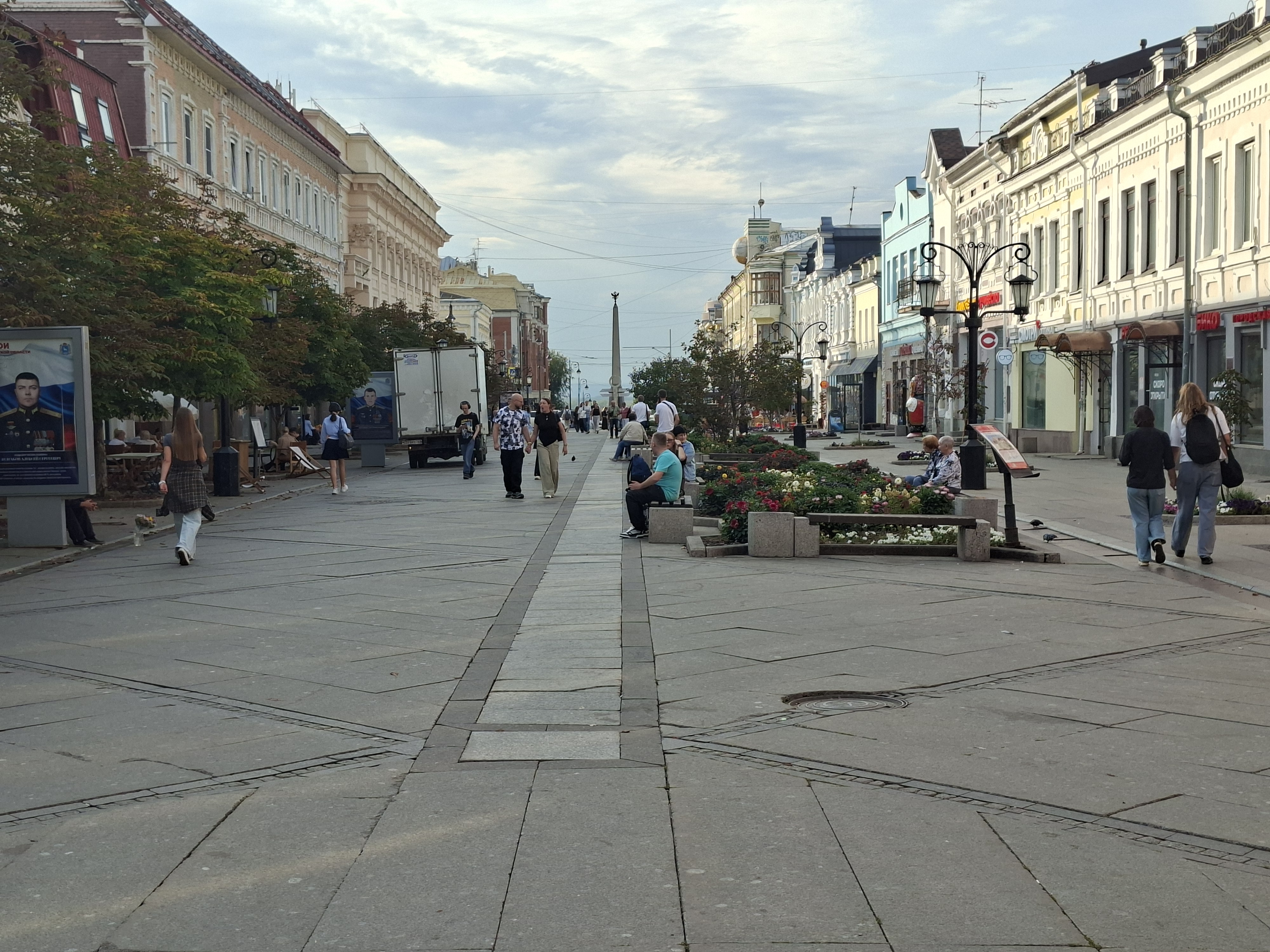 Легендарная пешехоходная улица Ленинградская в Самаре
